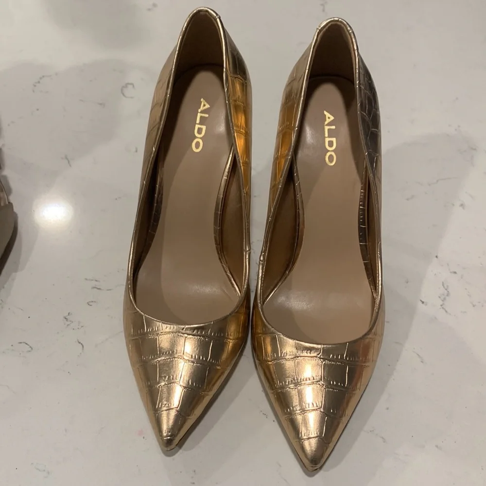 ALDO - Picture 2 of 4